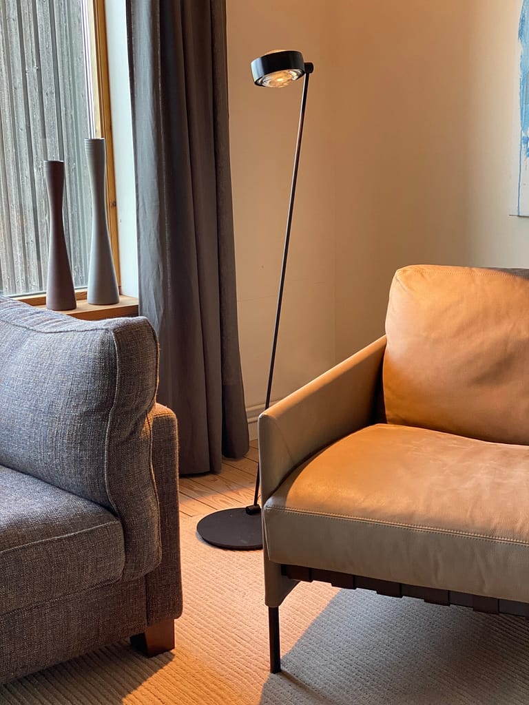 Corso Studios De Padova och Occhio samt CC-tapis. Vi renoverar och hjälper dig med planering av ditt hem